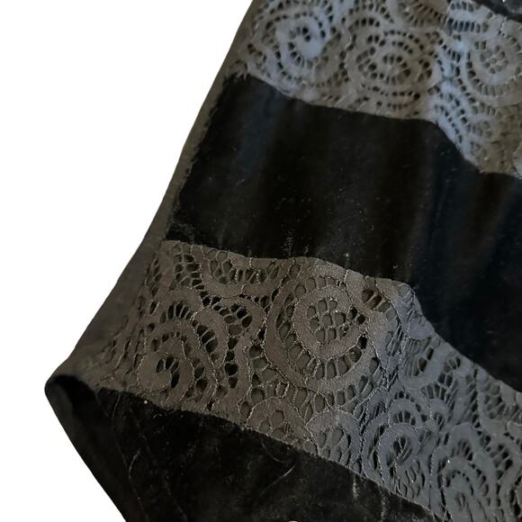 ANTHRO Dolan Womens black velvet and lace stripe top blouse Size M - Picture 2 of 5